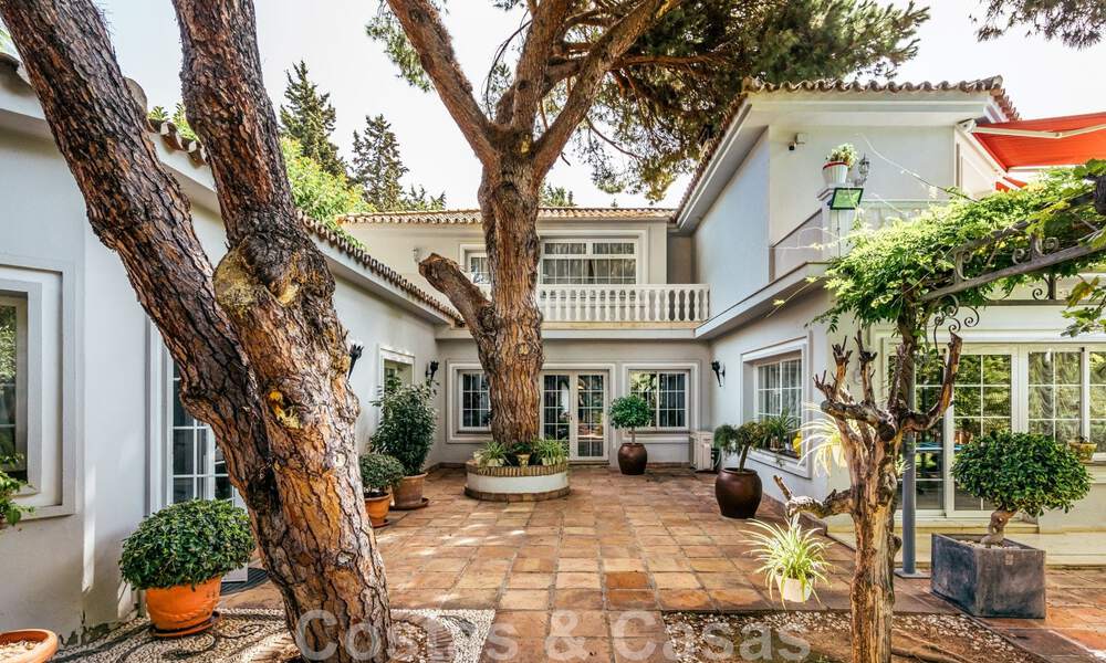 Villa de luxe méditerranéenne unique à vendre, au cœur de la Golden Mile de Marbella 46170