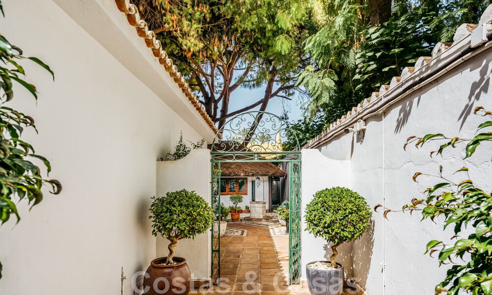 Villa de luxe méditerranéenne unique à vendre, au cœur de la Golden Mile de Marbella 46172