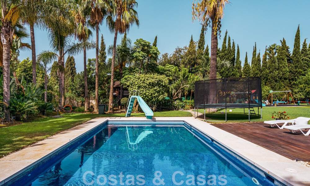 Villa de luxe méditerranéenne unique à vendre, au cœur de la Golden Mile de Marbella 46174