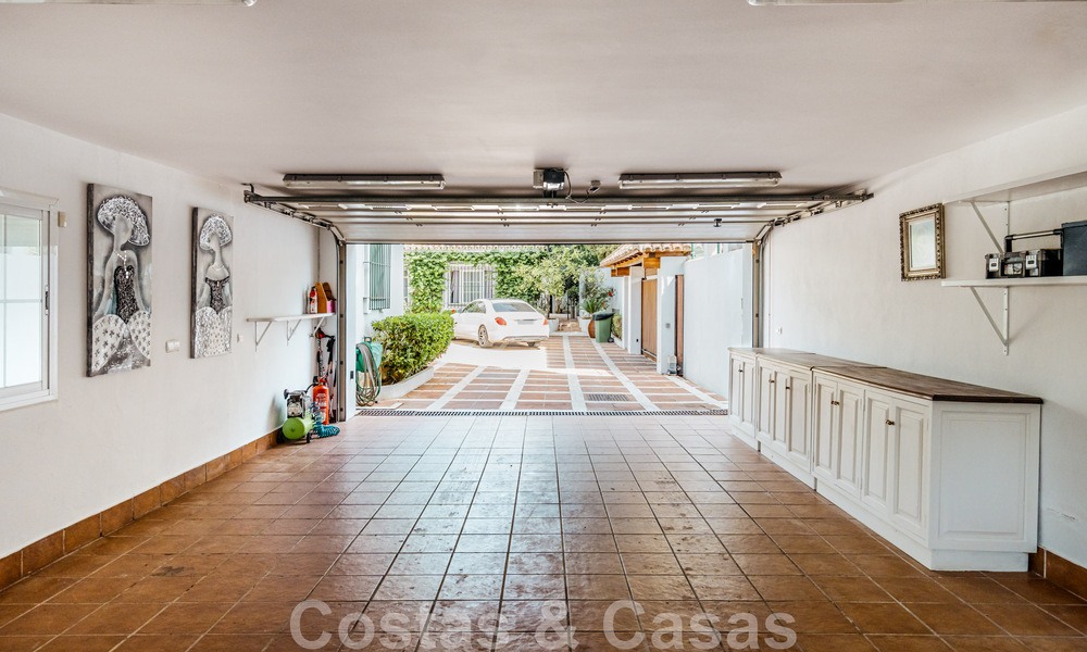 Villa de luxe méditerranéenne unique à vendre, au cœur de la Golden Mile de Marbella 46179