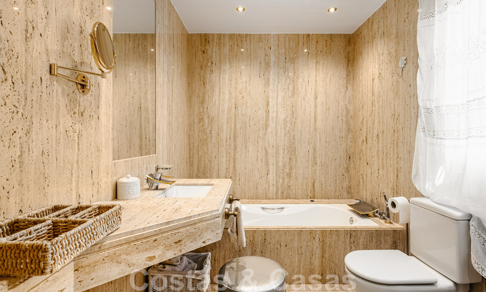 Villa de luxe méditerranéenne unique à vendre, au cœur de la Golden Mile de Marbella 46186