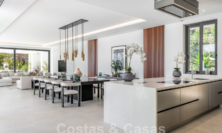 Nouvelle villa design moderniste à vendre avec vue panoramique, située sur la nouvelle Golden Mile de Marbella - Benahavis 53665 