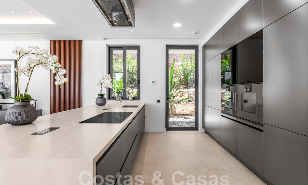 Nouvelle villa design moderniste à vendre avec vue panoramique, située sur la nouvelle Golden Mile de Marbella - Benahavis 53666