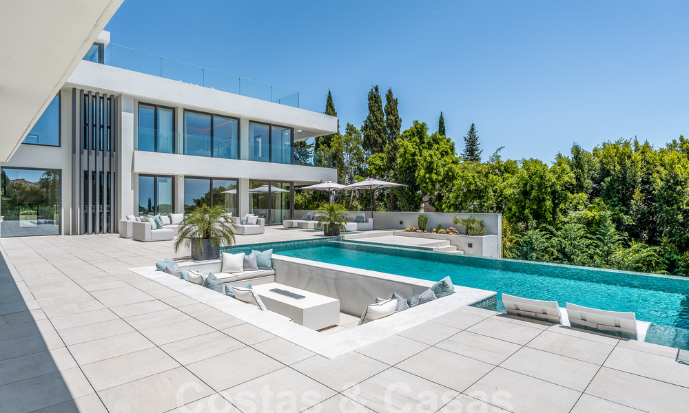Nouvelle villa design moderniste à vendre avec vue panoramique, située sur la nouvelle Golden Mile de Marbella - Benahavis 53672