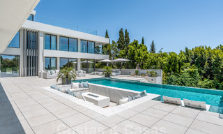 Nouvelle villa design moderniste à vendre avec vue panoramique, située sur la nouvelle Golden Mile de Marbella - Benahavis 53672 