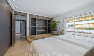 Spacieux appartement à vendre, entièrement rénové dans un style moderne, situé dans un quartier recherché du Golden Mile de Marbella 46430 