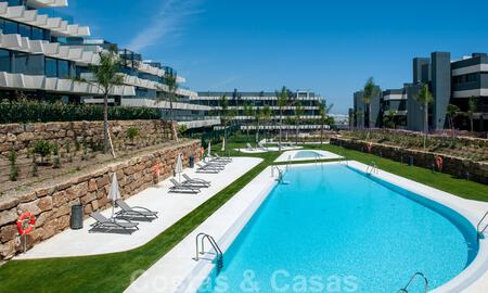Appartement moderne de 3 chambres, prêt à être emménagé, à louer dans un complexe de golf sur le nouveau Golden Mile, entre Marbella et Estepona 45537