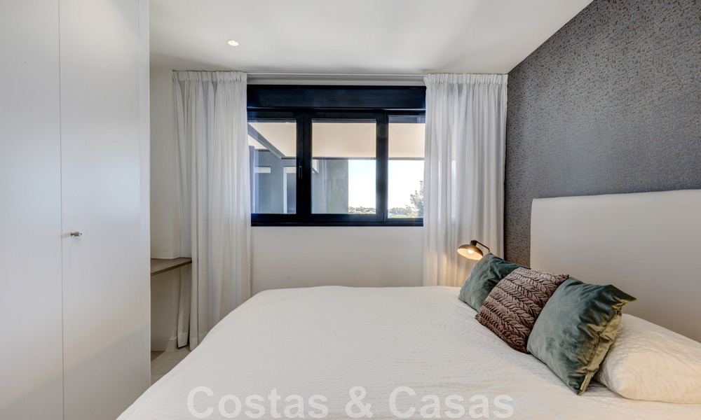 Appartement moderne de 3 chambres, prêt à être emménagé, à louer dans un complexe de golf sur le nouveau Golden Mile, entre Marbella et Estepona 45572