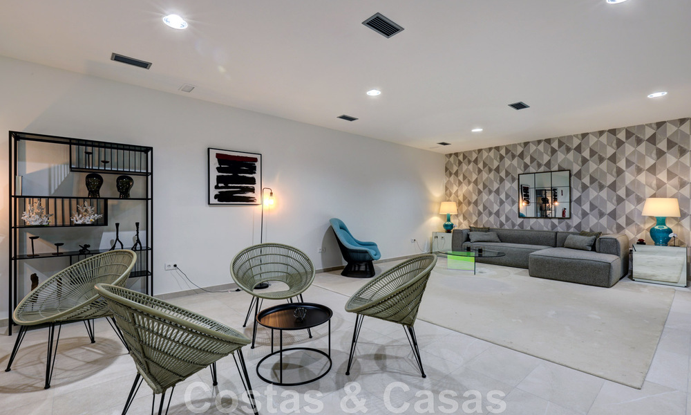 Appartement moderne de 3 chambres, prêt à être emménagé, à louer dans un complexe de golf sur le nouveau Golden Mile, entre Marbella et Estepona 45594