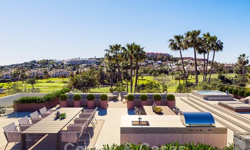 Nouvelle villa de luxe ultramoderne à vendre avec un design architectural, en première ligne du golf Los Naranjos à Nueva Andalucia, Marbella 58907