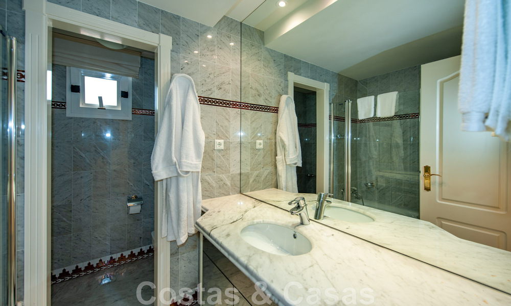 Appartements en front de mer à vendre à Puente Romano, avec vue sur la mer, sur la Golden Mile de Marbella 45677