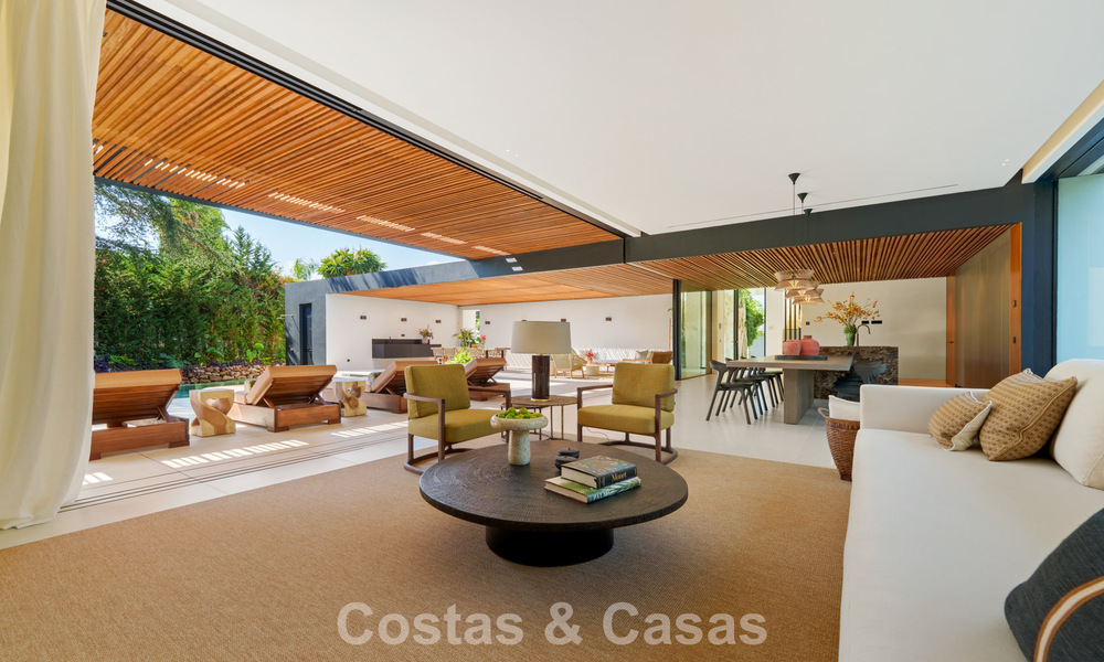 Villa design d'avant-garde à vendre avec de nombreuses commodités de luxe à Nueva Andalucia, Marbella 786086