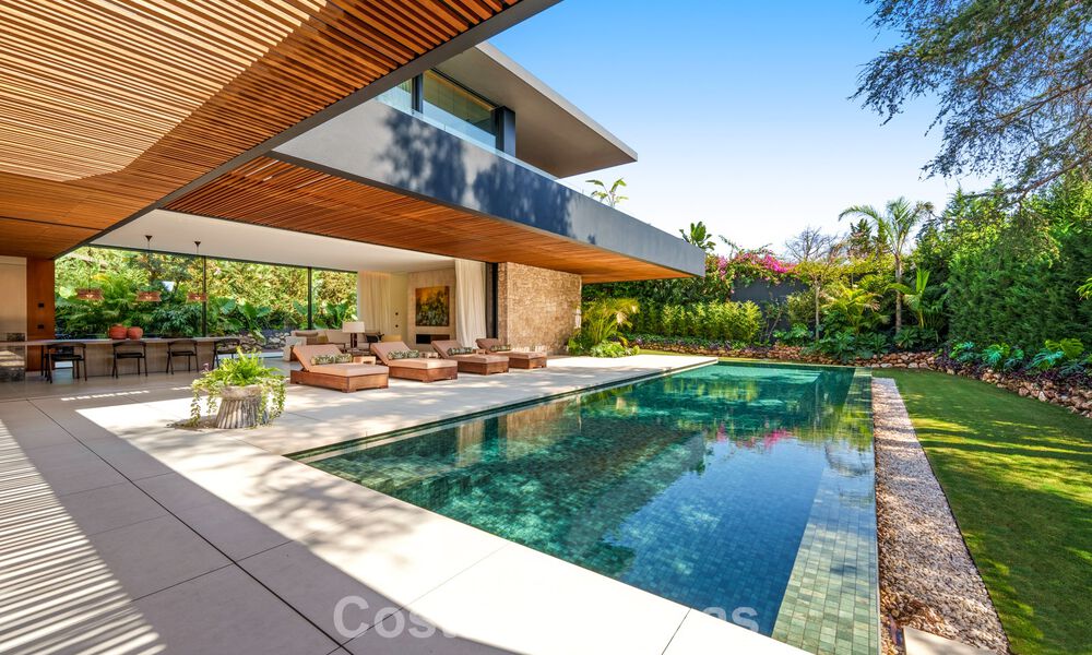Villa design d'avant-garde à vendre avec de nombreuses commodités de luxe à Nueva Andalucia, Marbella 786091