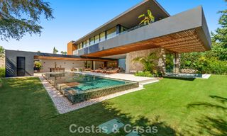 Villa design d'avant-garde à vendre avec de nombreuses commodités de luxe à Nueva Andalucia, Marbella 786093
