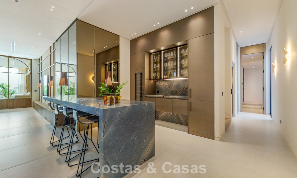 Villa design d'avant-garde à vendre avec de nombreuses commodités de luxe à Nueva Andalucia, Marbella 786099
