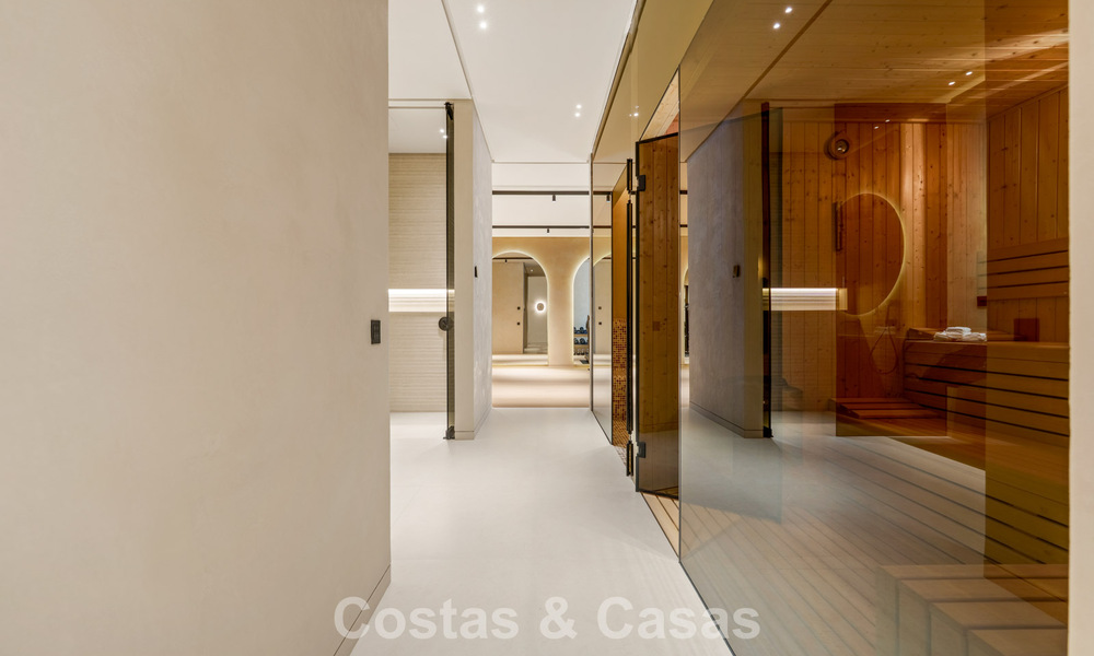 Villa design d'avant-garde à vendre avec de nombreuses commodités de luxe à Nueva Andalucia, Marbella 786111