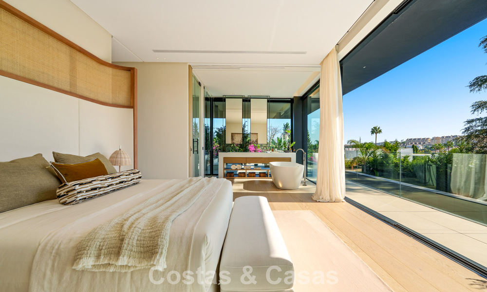 Villa design d'avant-garde à vendre avec de nombreuses commodités de luxe à Nueva Andalucia, Marbella 786120