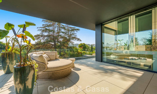 Villa design d'avant-garde à vendre avec de nombreuses commodités de luxe à Nueva Andalucia, Marbella 786125 
