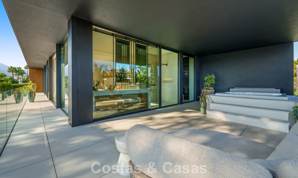 Villa design d'avant-garde à vendre avec de nombreuses commodités de luxe à Nueva Andalucia, Marbella 786127