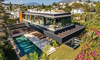 Villa design d'avant-garde à vendre avec de nombreuses commodités de luxe à Nueva Andalucia, Marbella 786133 