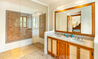 Villa de style boutique à vendre, à deux pas de la plage, sur la très convoitée Golden Mile de Marbella 45715 