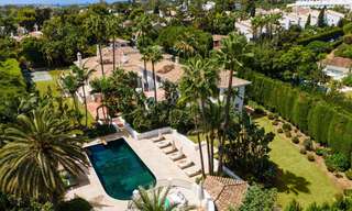 Villa de style boutique à vendre, à deux pas de la plage, sur la très convoitée Golden Mile de Marbella 45742 