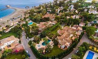 Villa de style boutique à vendre, à deux pas de la plage, sur la très convoitée Golden Mile de Marbella 45744 