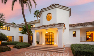 Villa de style boutique à vendre, à deux pas de la plage, sur la très convoitée Golden Mile de Marbella 45749 