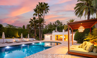 Villa de style boutique à vendre, à deux pas de la plage, sur la très convoitée Golden Mile de Marbella 45750 