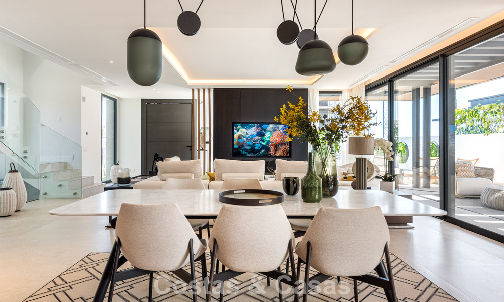 Villas élégantes et modernes de nouvelle construction à vendre avec vue panoramique à proximité du terrain de golf dans la vallée de Mijas, sur la Costa del Sol 797828