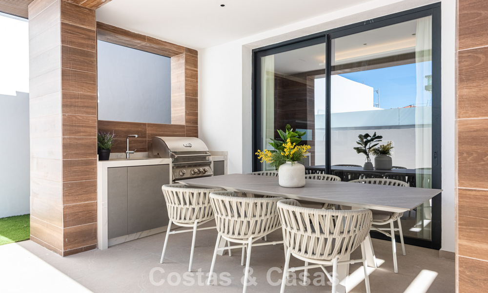 Villas élégantes et modernes de nouvelle construction à vendre avec vue panoramique à proximité du terrain de golf dans la vallée de Mijas, sur la Costa del Sol 797833