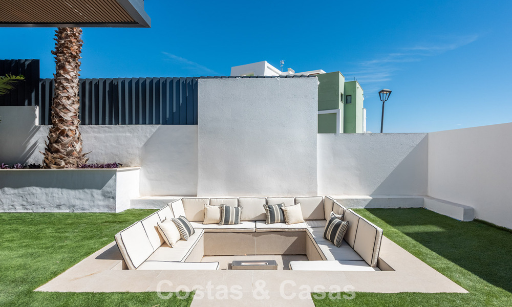 Villas élégantes et modernes de nouvelle construction à vendre avec vue panoramique à proximité du terrain de golf dans la vallée de Mijas, sur la Costa del Sol 797835