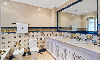 Formidable villa familiale méditerranéenne à vendre avec vue panoramique dans un resort de golf prestigieux à Benahavis - Marbella 45773 