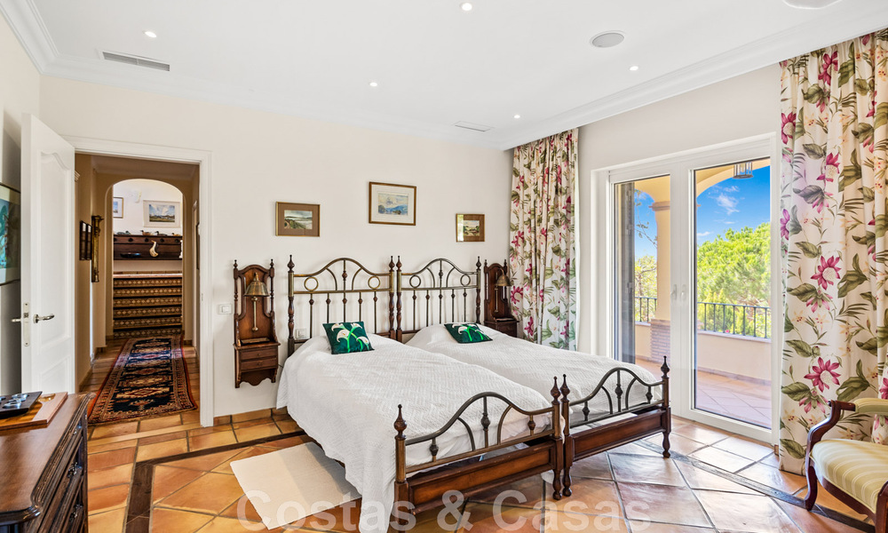 Formidable villa familiale méditerranéenne à vendre avec vue panoramique dans un resort de golf prestigieux à Benahavis - Marbella 45776