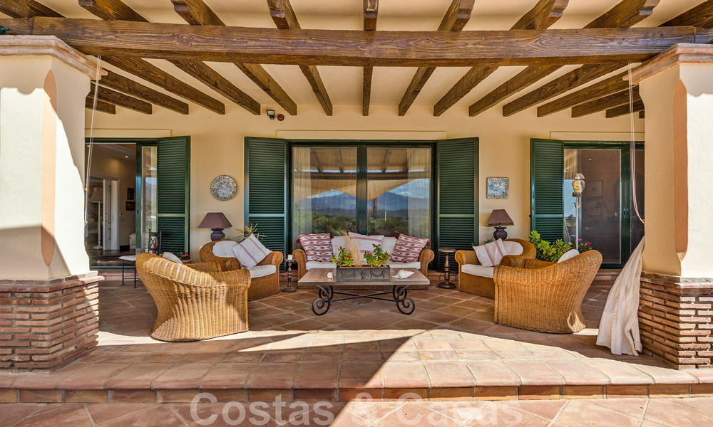 Formidable villa familiale méditerranéenne à vendre avec vue panoramique dans un resort de golf prestigieux à Benahavis - Marbella 45813