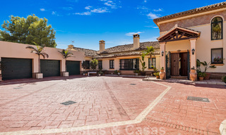 Formidable villa familiale méditerranéenne à vendre avec vue panoramique dans un resort de golf prestigieux à Benahavis - Marbella 45818 