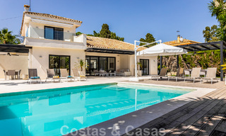 Vente d'une villa de luxe contemporaine prête à être emménagée, à distance de marche de Puerto Banus et de la plage de San Pedro, Marbella 46205 