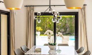 Vente d'une villa de luxe contemporaine prête à être emménagée, à distance de marche de Puerto Banus et de la plage de San Pedro, Marbella 46210 