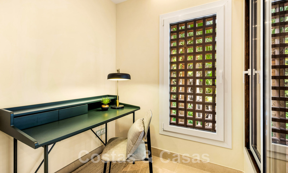 Appartement prêt à emménager, récemment rénové, à vendre dans un complexe de plage, avec vue sur la mer, sur le New Golden Mile, Estepona 46734