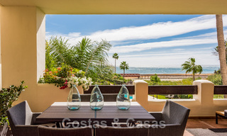 Appartement prêt à emménager, récemment rénové, à vendre dans un complexe de plage, avec vue sur la mer, sur le New Golden Mile, Estepona 46745 