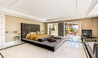 Spacieux duplex, appartement au rez-de-chaussée dans un complexe en bord de mer, à quelques minutes de marche de Puerto Banus, Marbella 46755 