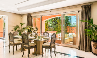 Spacieux duplex, appartement au rez-de-chaussée dans un complexe en bord de mer, à quelques minutes de marche de Puerto Banus, Marbella 46756 