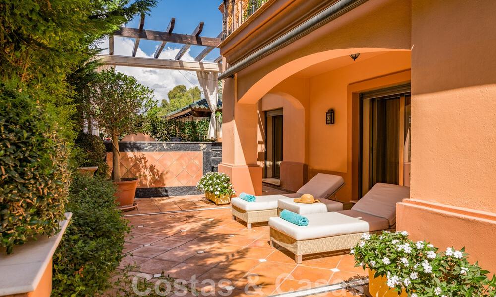 Spacieux duplex, appartement au rez-de-chaussée dans un complexe en bord de mer, à quelques minutes de marche de Puerto Banus, Marbella 46758