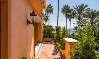 Spacieux duplex, appartement au rez-de-chaussée dans un complexe en bord de mer, à quelques minutes de marche de Puerto Banus, Marbella 46761 