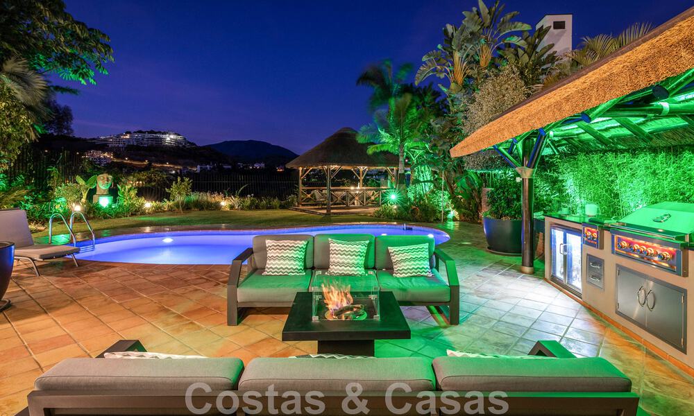 Villa de luxe méditerranéenne unique à vendre avec vue sur le terrain de golf dans un quartier résidentiel très convoité de La Quinta, Benahavis - Marbella 48443