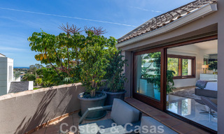 Villa de luxe méditerranéenne unique à vendre avec vue sur le terrain de golf dans un quartier résidentiel très convoité de La Quinta, Benahavis - Marbella 48473 