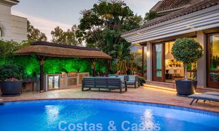 Villa de luxe méditerranéenne unique à vendre avec vue sur le terrain de golf dans un quartier résidentiel très convoité de La Quinta, Benahavis - Marbella 48496 