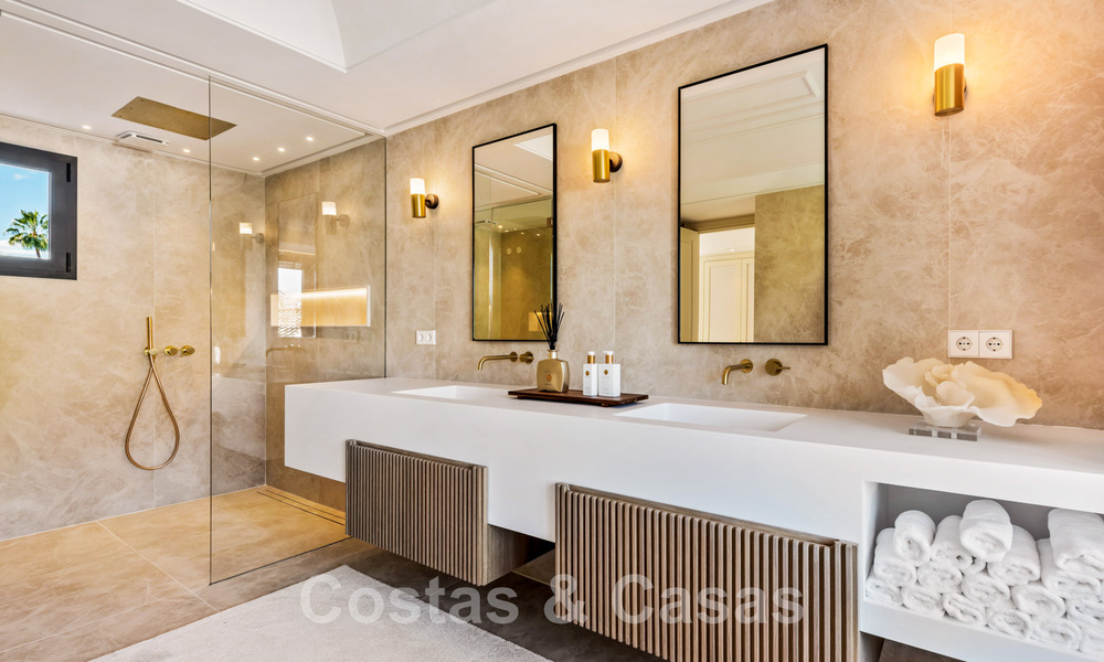 Vente d'une villa de luxe entourée de terrains de golf dans la vallée de Nueva Andalucia, Marbella 48741