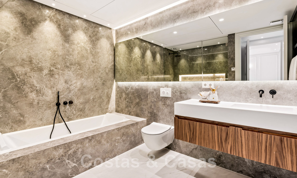 Vente d'une villa de luxe entourée de terrains de golf dans la vallée de Nueva Andalucia, Marbella 48747