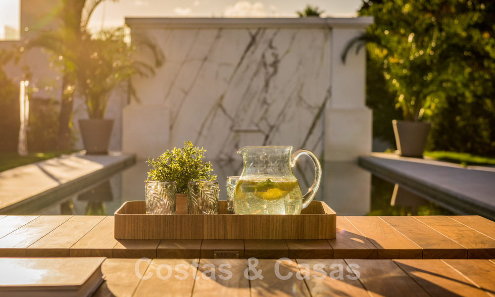 Vente d'une villa de luxe entourée de terrains de golf dans la vallée de Nueva Andalucia, Marbella 48774